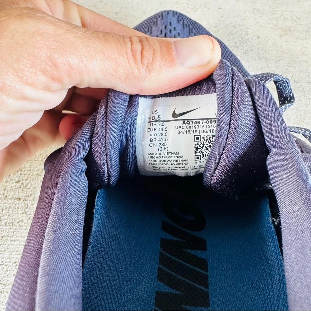 Nike AQ7497-009 Zoom Winflo Run Fast Men Size 10.5 Running Shoes - Picture 7 of 8